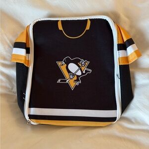 BNWOT Pittsburgh Penguins Hockey Black and Gold Lunch Bag Cooler‎